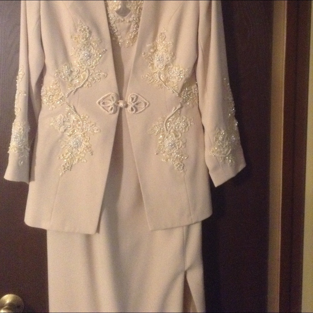 Mother of Bride or 2nd Wedding Gown